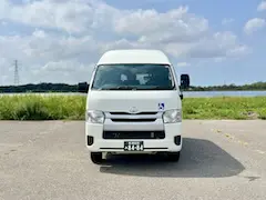 タクシー前方から